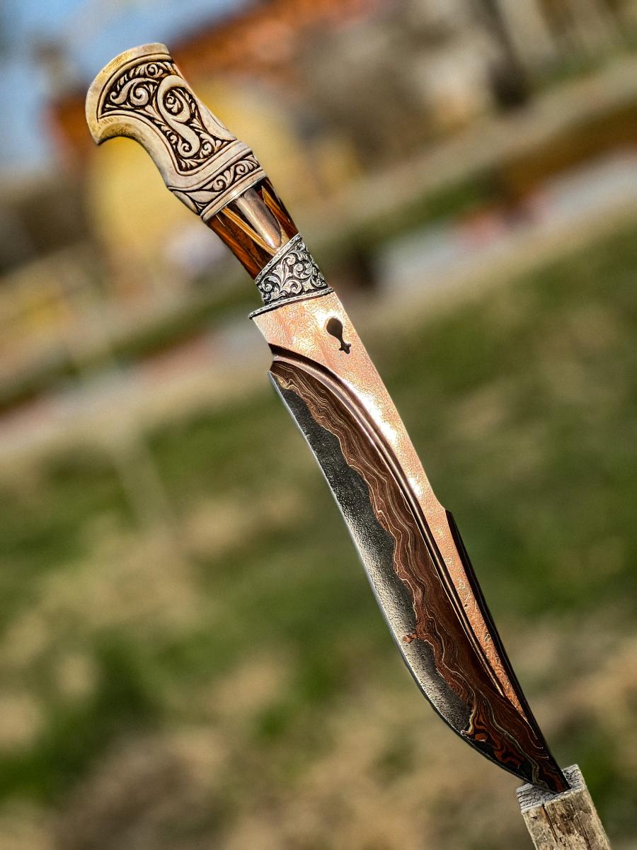 Авторский нож «Азиза» (коричневый, дамаск)