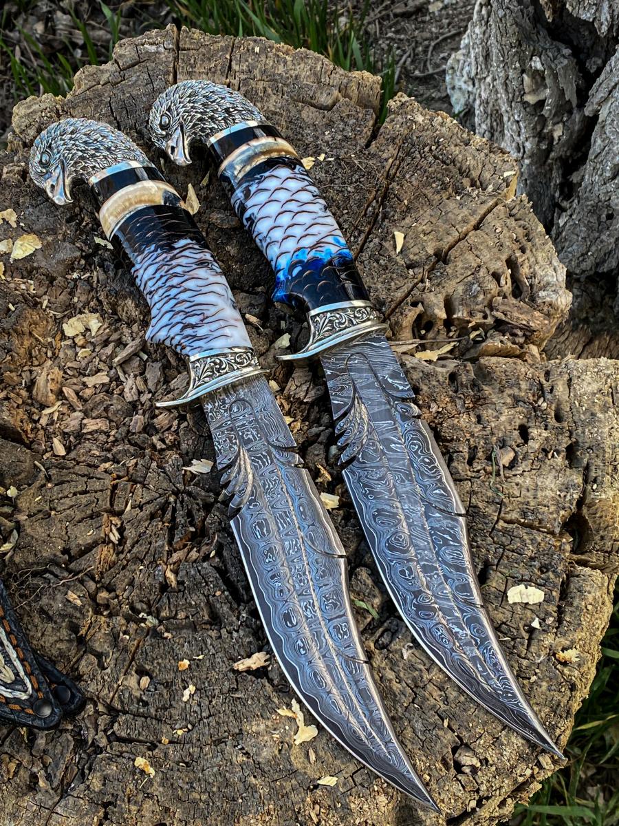 Авторский нож «Перо» (голубой, дамаск)