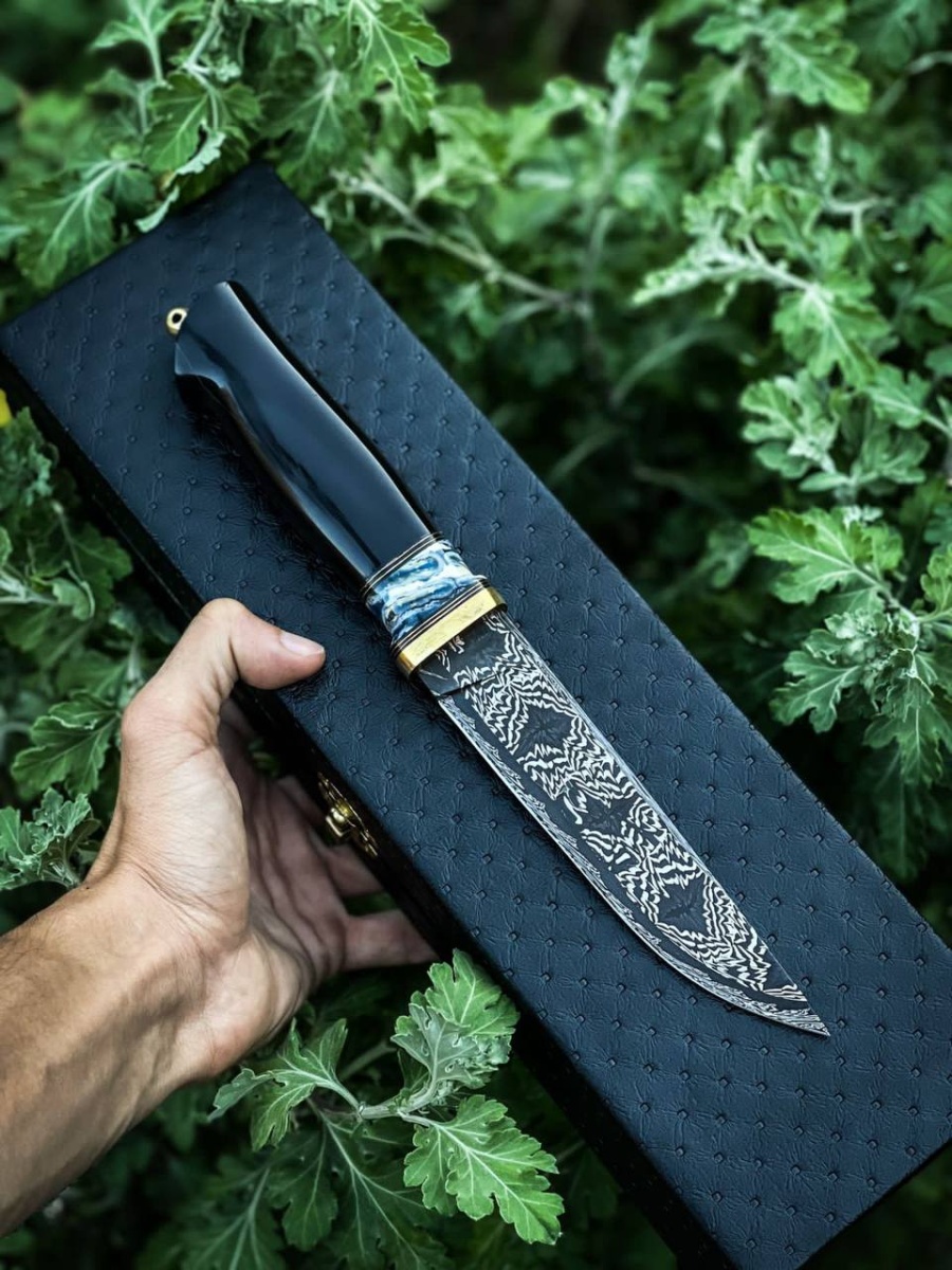 Авторский нож «Муакан» (черный, мозаичный дамаск)