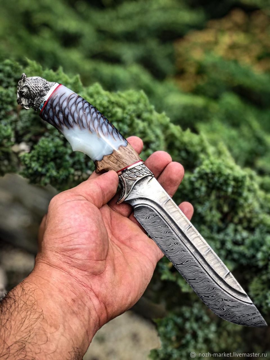Авторский нож «Каменная сова» (серебристый, дамаск крученный)