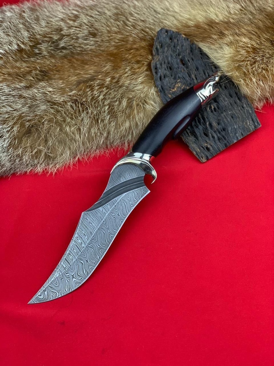 Авторский нож «Акула» (дамасская сталь)