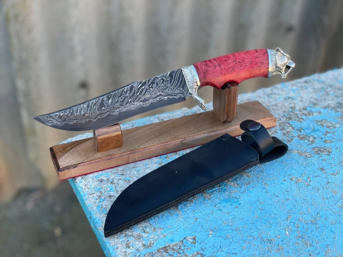 Авторский нож «Саблезубый» (серый, никелированная дамасская сталь)