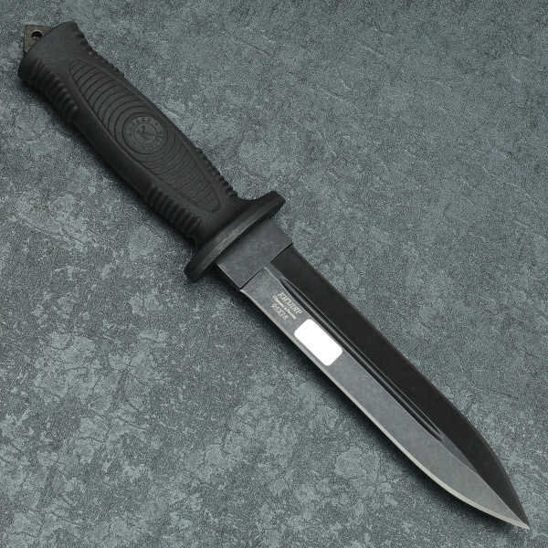Охотничий нож «Комбат» (черный, 95х18)